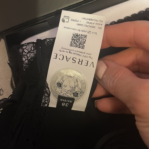 VERSACE TOP BRALETTE FROM SPRING 2021 “TRESOR DE LA MER” SZ 38 - Picture 9 of 11